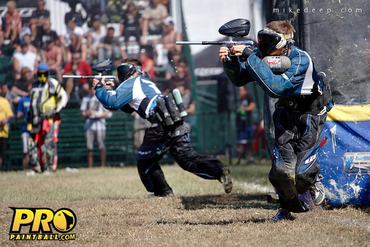 Pro Paintball Player Alex Spence on the break out