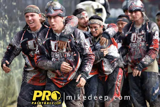 distortion paintball team